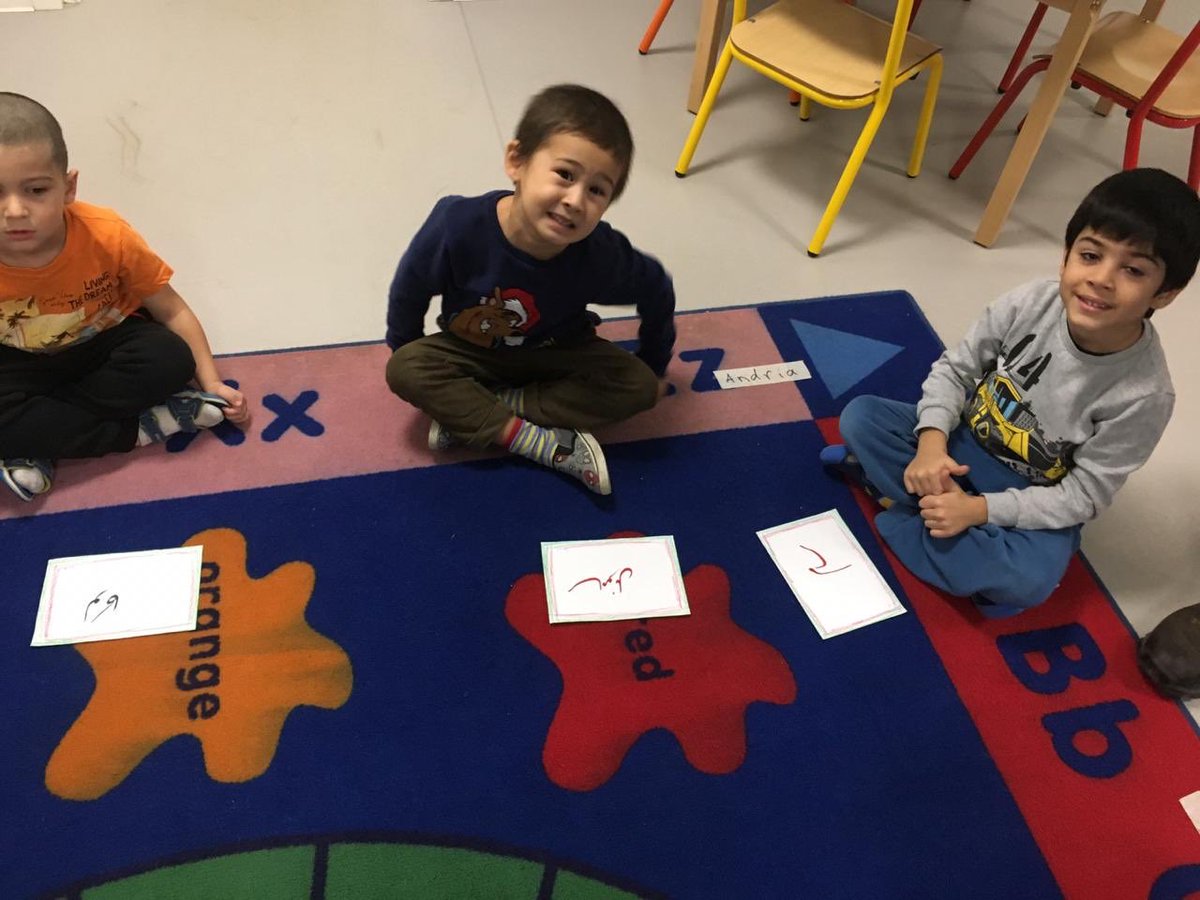 BISTFoundation's tweet image. This morning the Foundation 2 Pirates were treated to a lesson from one of our sets of parents all about Iran. The children learned a traditional dance and how to write and speak in Farsi. Thank you for taking the time to teach us about your country. #internationallearning