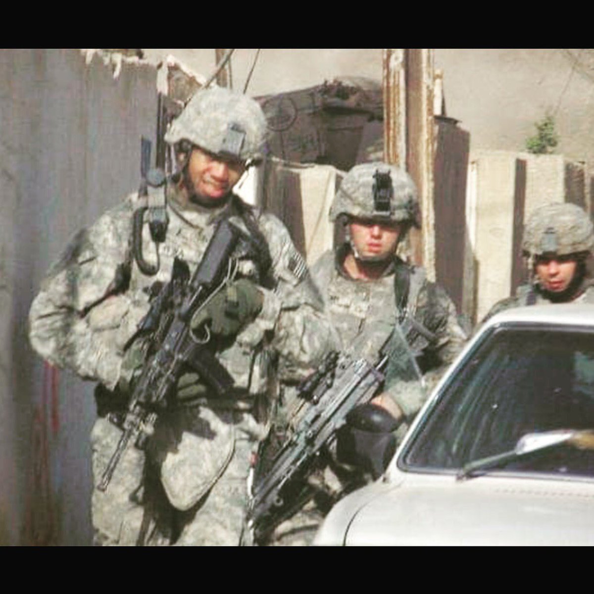 Thank you to all the men and women that serve and protect our beautiful country !! Happy Veterans Day, thank you brother <a href="/Tausolo/">Tausolo</a>  !!