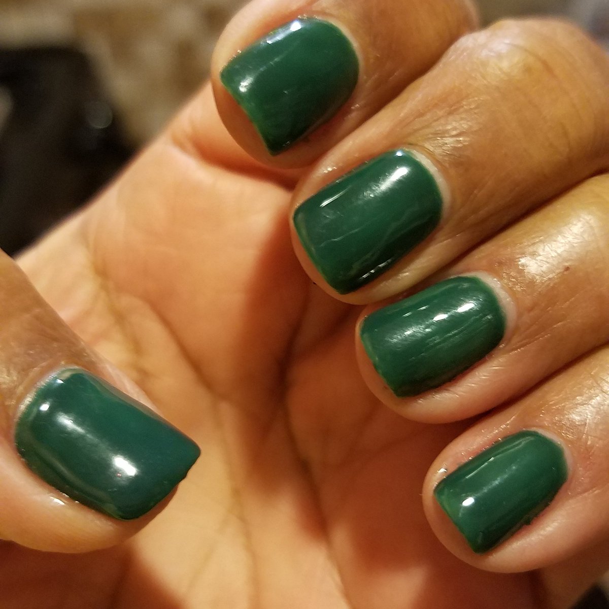 mattapanviv's tweet image. Remembering Papi today. He wasn't a fan of colored hair or painted nails, but I am. I miss his head nod as he'd say "¡Ay, Vivian!"
#armygreen #firstsergeant #26years #proudveteran