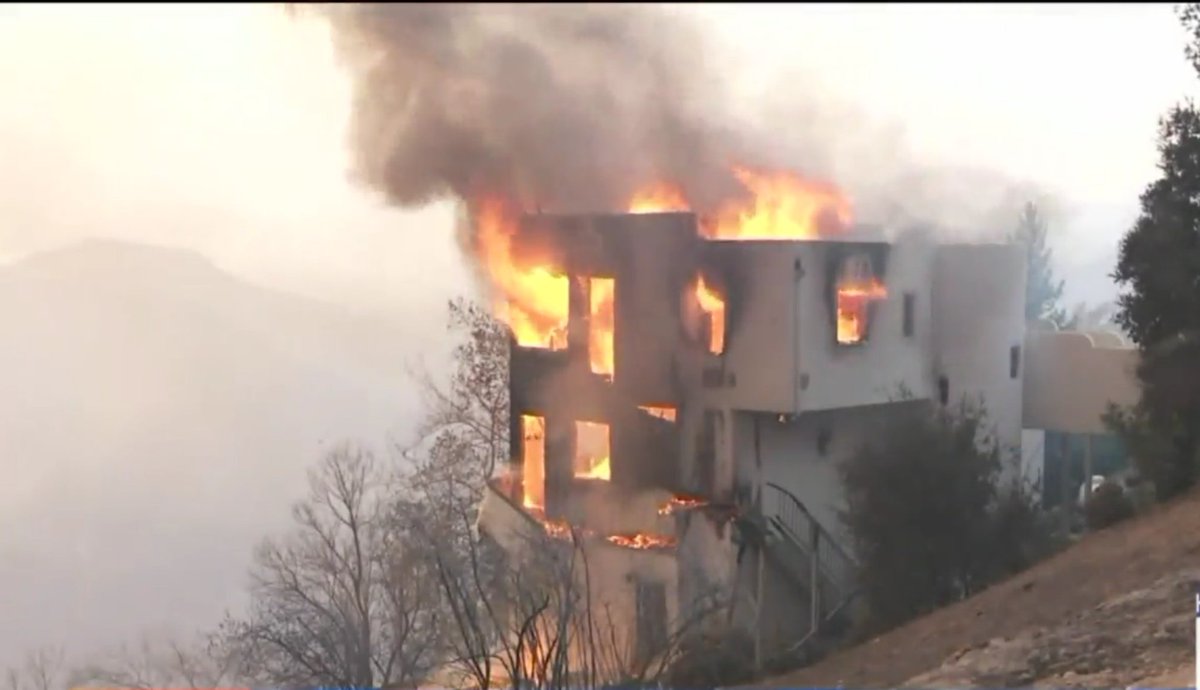 Yeah, my house.. but we're ok. I am touched by everyone's loving vibes #WoolseyFire