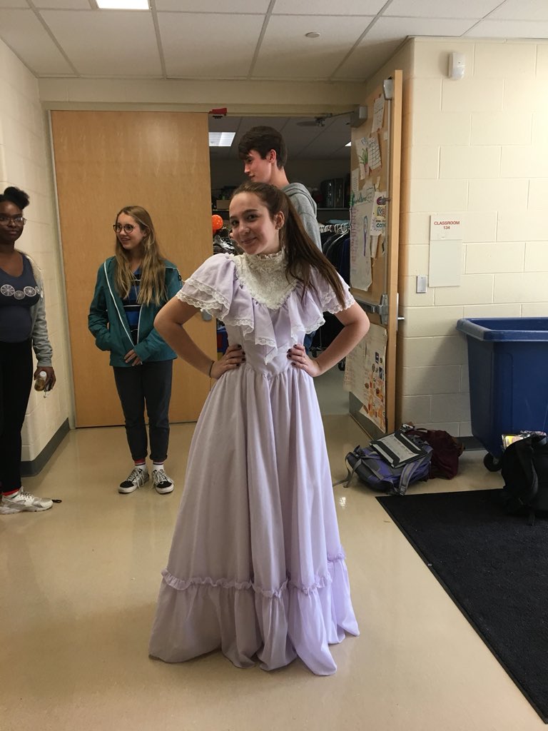 htctickets's tweet image. COSTUMES BABY !!!!!! SORRY THIS ACCOUNT IS BIASED ILL TRY TO FIX IT BUT SUBTLE FLEX ON U