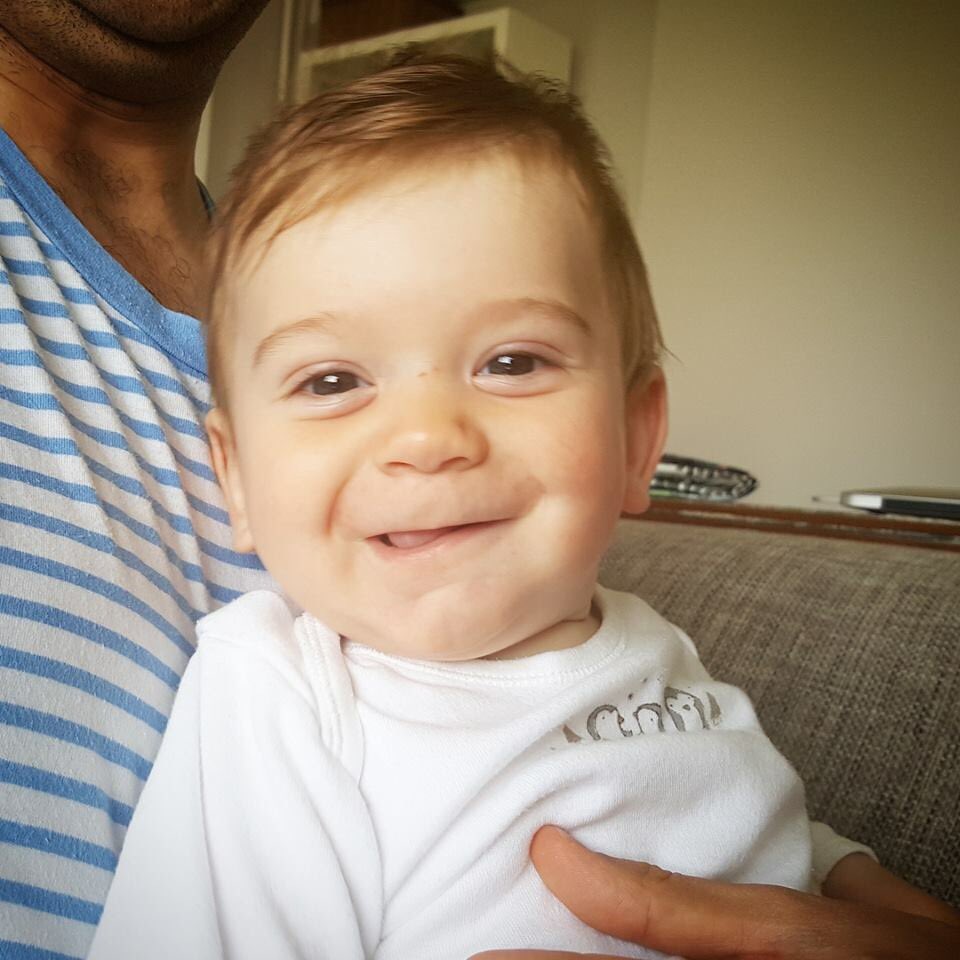 Hey parent, did you know that you can improve a lot, even only by tracking and respecting my sleep schedules? Just don’t let me get overtired, and see what happens.
There is a maximum time I can stay awake, and it changes month by month 😉
#littlesleeper #sleeptraining #babysleep