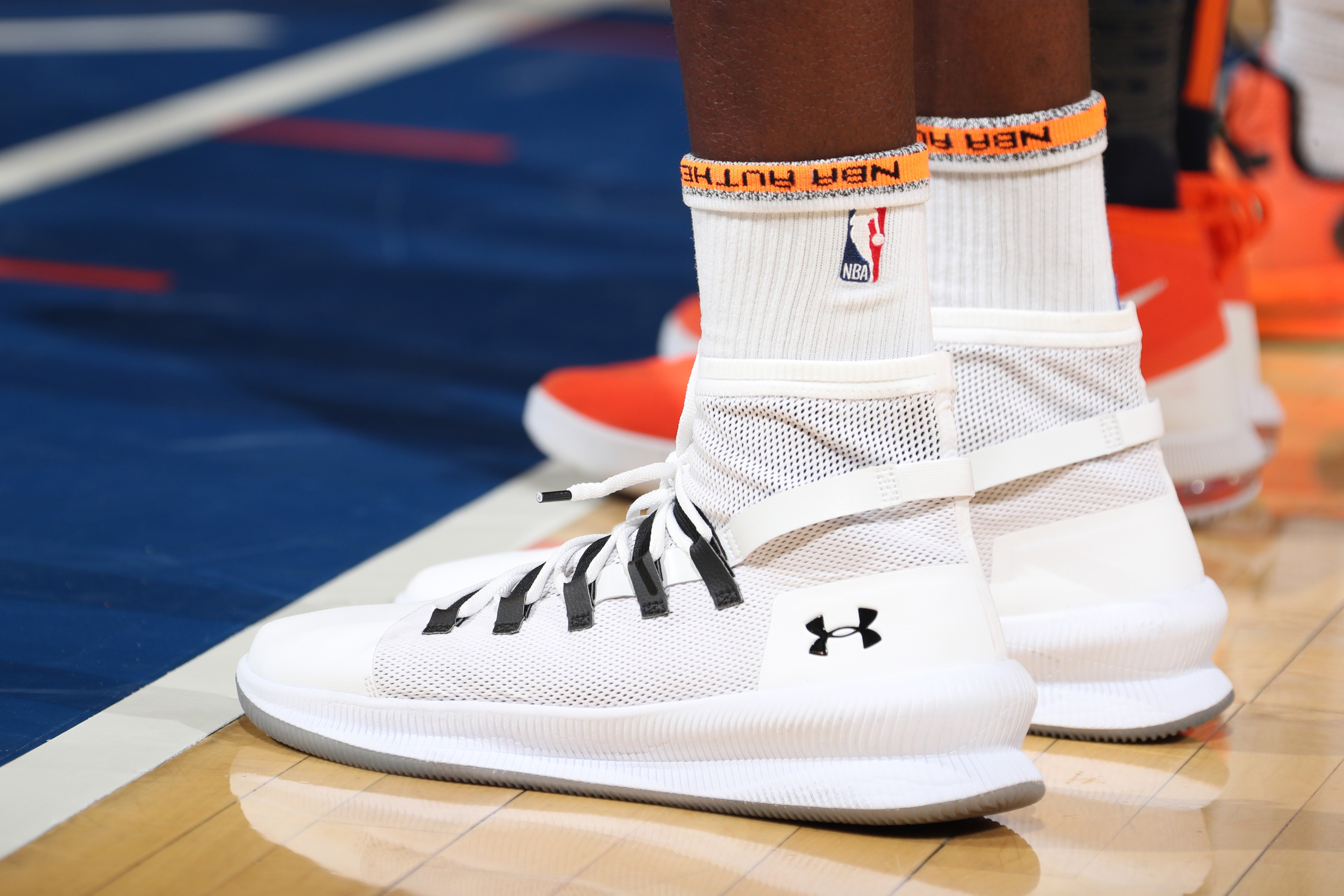 Opuesto Laboratorio Entrada B/R Kicks on Twitter: ".@TheRealMoBamba debuted the Under Armour M-TAG  against the Knicks https://t.co/xhcVE0JKJS" / Twitter