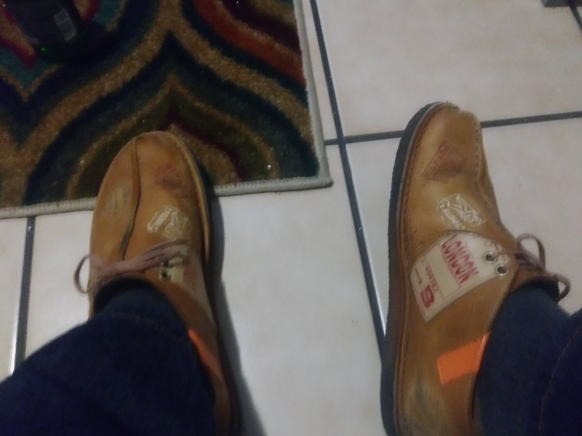 EPiddles's tweet image. Classic Clarks!!