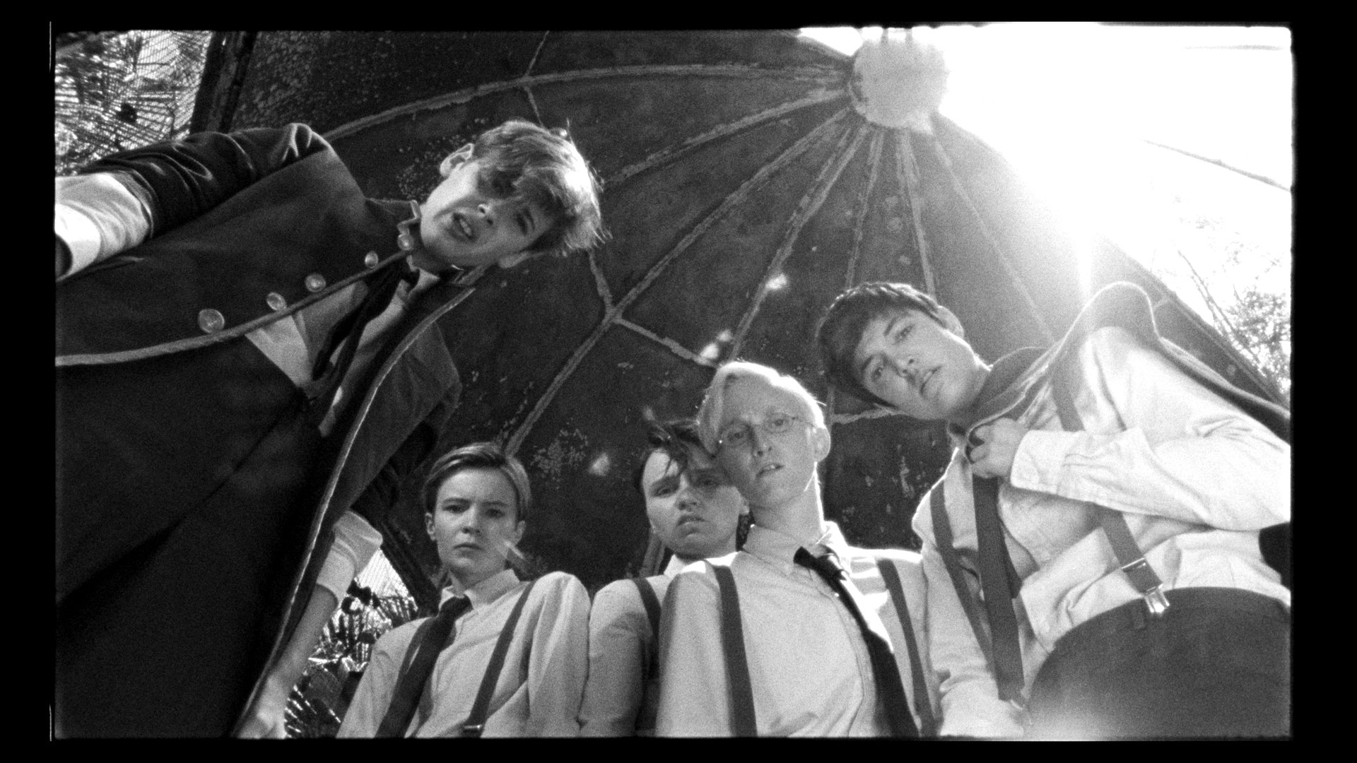 鈴木卓爾 交差する視点 日仏インディペンデント映画特集 今週17日 土 アンスティテュフランセ横浜にて 映画 ジョギング渡り鳥 と ベルトランマンディコ監督 ワイルド ボーイズ 上映 上映後にマンディコ監督 出演の エリナ