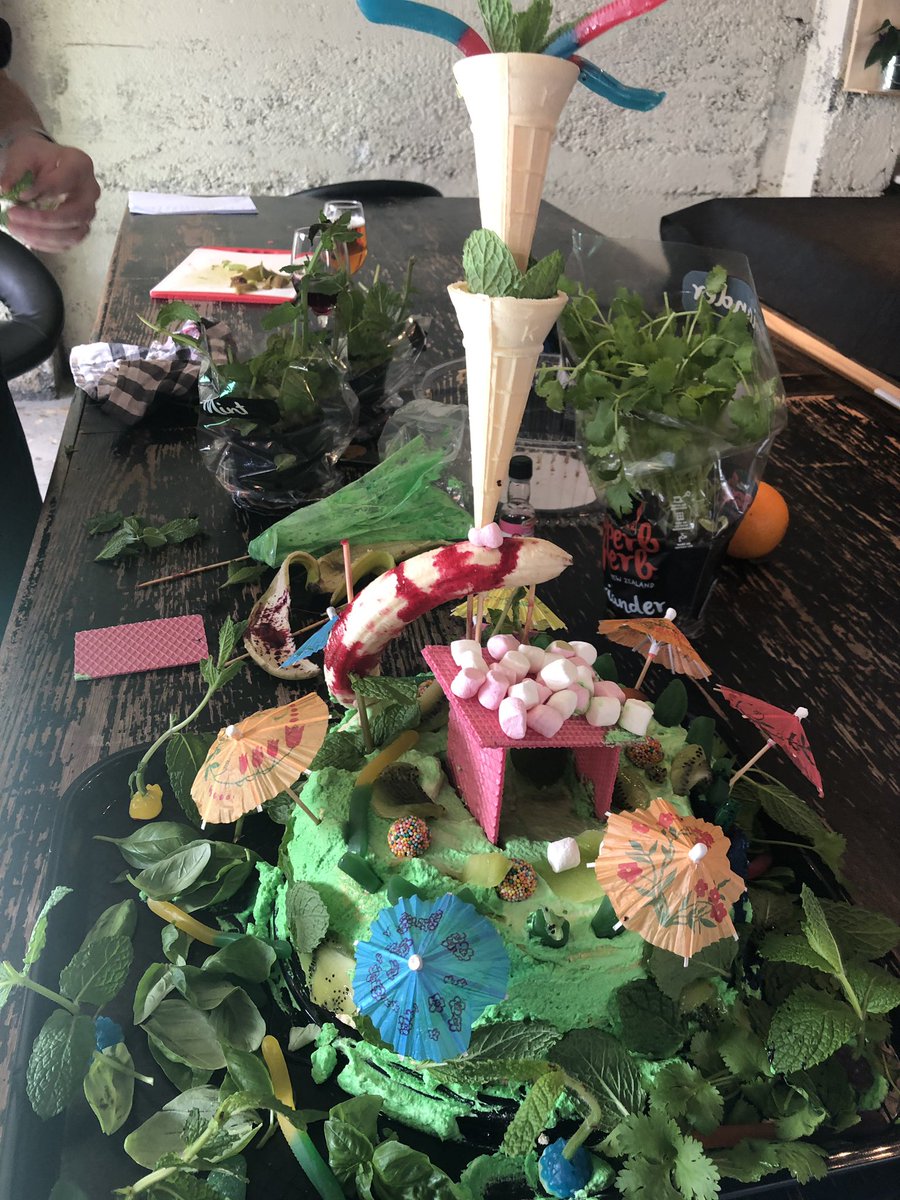 Hey @eplbnz and everyone else, help a gal out. We’re competing for #socialcooking victory. Give me a like, you know you want to. P.S it’s the Garden of Eden in pav form, obviously.