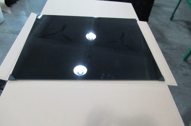 YmGlass's tweet photo. White Box with colour label. https://t.co/c7NPPrvamF