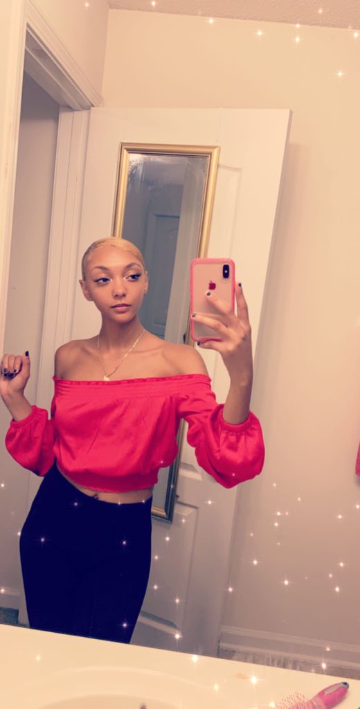 AnttyNextDoor's tweet image. #howharddidpubertyhityou  my teeth wassssss crazyyyyy.