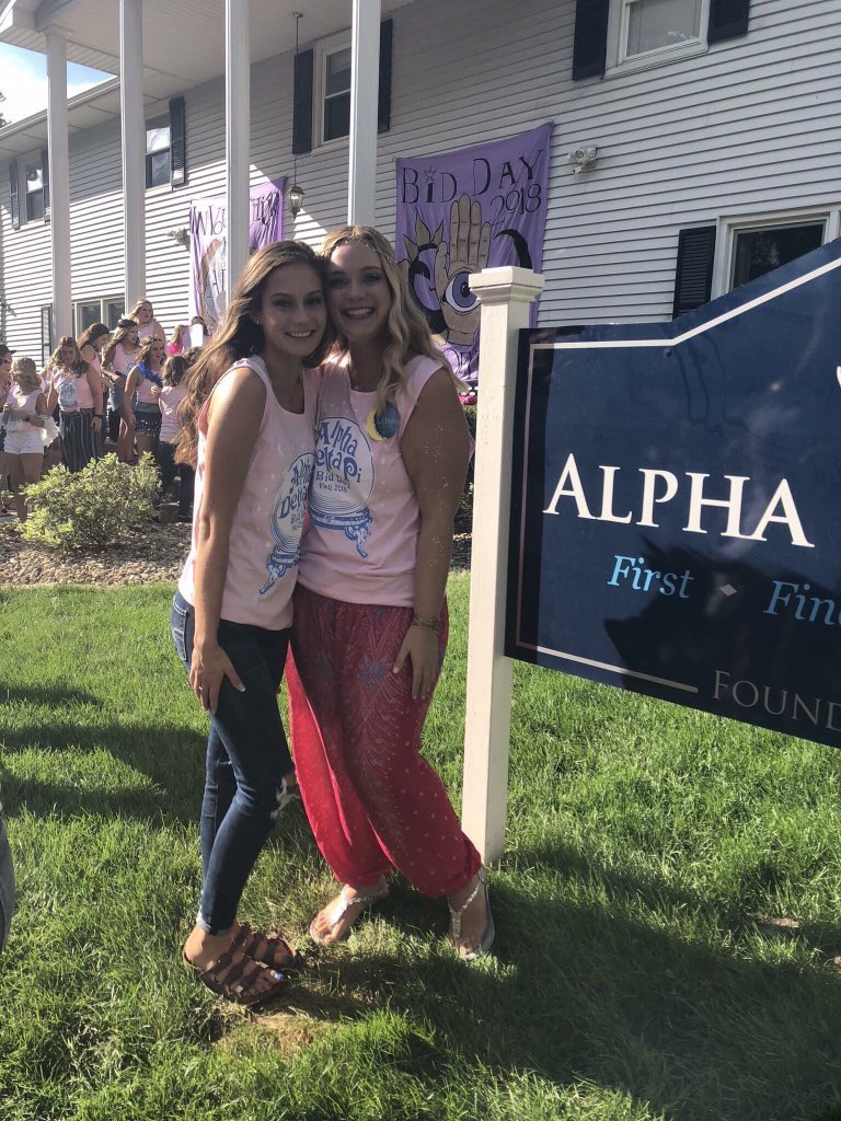 This week’s #NoLionIveBeenTryin is @Linnea_jessen15 “Congratulations for getting into the very selective study abroad program in Finland over spring break! I can’t wait to hear about your amazing experience. You deserve this for working so hard!!” <a href="/JassicaDurek/">Jassica Durek</a>  🤩🎉💞