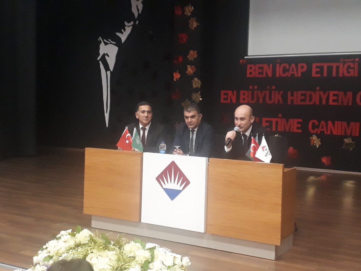 bahcesehir_k12's tweet photo. İcra Kurulu Başkanımız Sn. Hüseyin Yücel bugün geliştirdikleri projelerini dinlemek ve sorularını yanıtlamak üzere Atakent Tema kampüsü öğrencilerimizle buluştu. https://t.co/Mmjck5KH2v