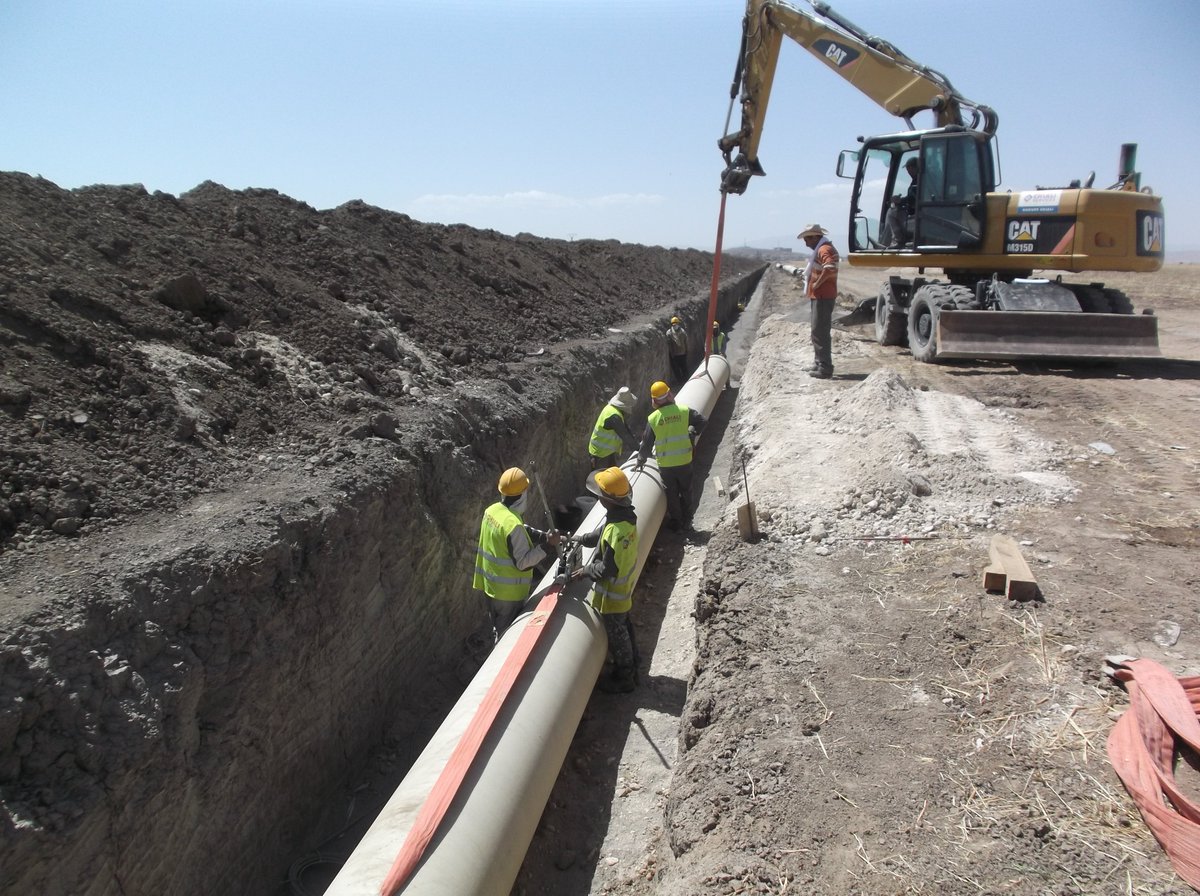 Amiblupipes's tweet photo. Amiblu supplies major #irrigation system for Africa's largest country! 30km of #Flowtite #GRP irrigation pipes & fittings DN 600-1200, PN 6-16 are being installed in the province of #Sétif in north-eastern #Algeria to irrigate 9,391 ha of agricultural land. https://t.co/z7nbY9m6Jo