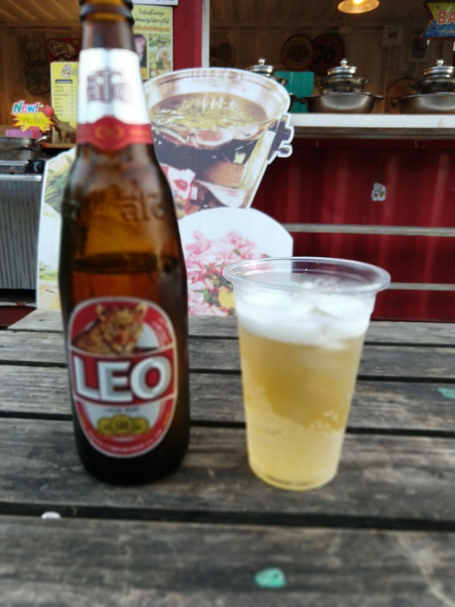 isaanlife's tweet photo. #beer0clock I'd rather have a bottle in front of me than a frontal lobotomy https://t.co/BoIhEglPUQ