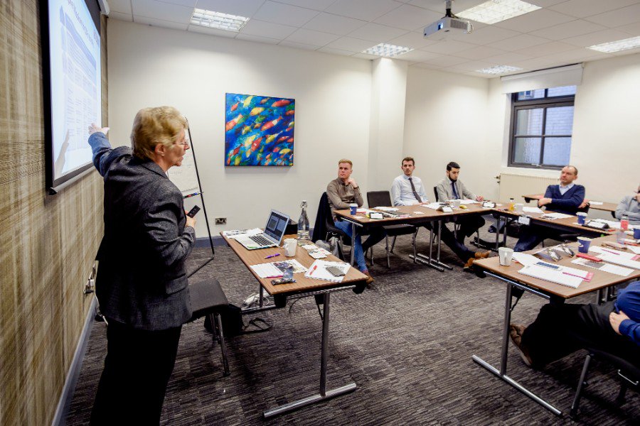 sdi_institute's tweet image. Don&apos;t miss out on the last #ServiceDeskManager course of 2018! Book now: ow.ly/sqHm30jPuCn This #qualification course take places in #Manchester 26-29 #November