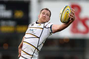 Reigateball's tweet image. In better Rugby news:
In our live auction we have a rugby training session with Ex London Wasps Pro Richard Birkett.
and silent auction we have an England Rugby shirt signed by the current England 2018 squad!
I bet they don't have prizes like this in Kiwi charity balls. We win.