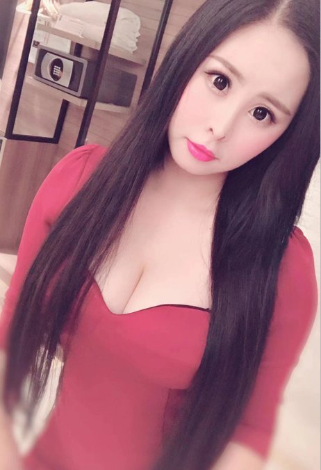 sgwolves2018's tweet photo. The new girl https://t.co/k6wdzK5voC   More photos and services please click on the website#singapore #sgmassage #singaporeescorts https://t.co/e4PYOotvzY