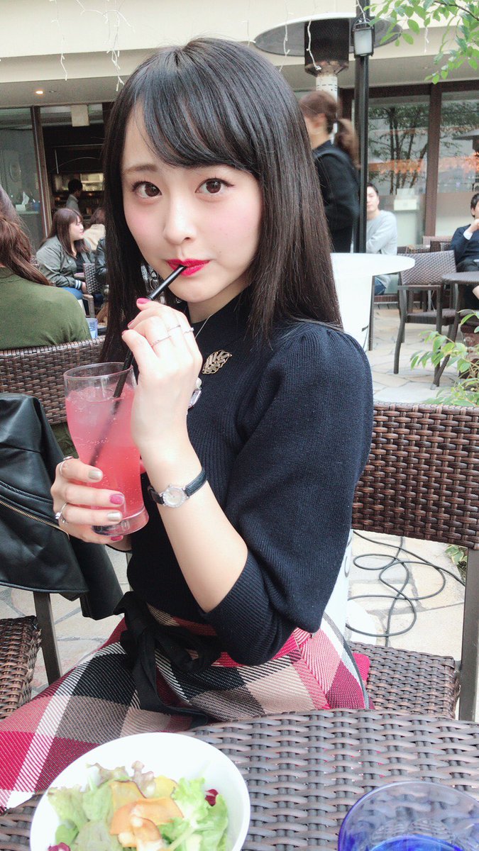 待鳥志織 ミス西南エントリーno 6 旅行中でのカフェでの写真 福岡帰ってきたー 今週も1週間頑張ろう 今日も今日とて投票お願いします 残り5日です ミスコン ミスキャン ミスキャンパス T Co Rfpdny2z9e T Co