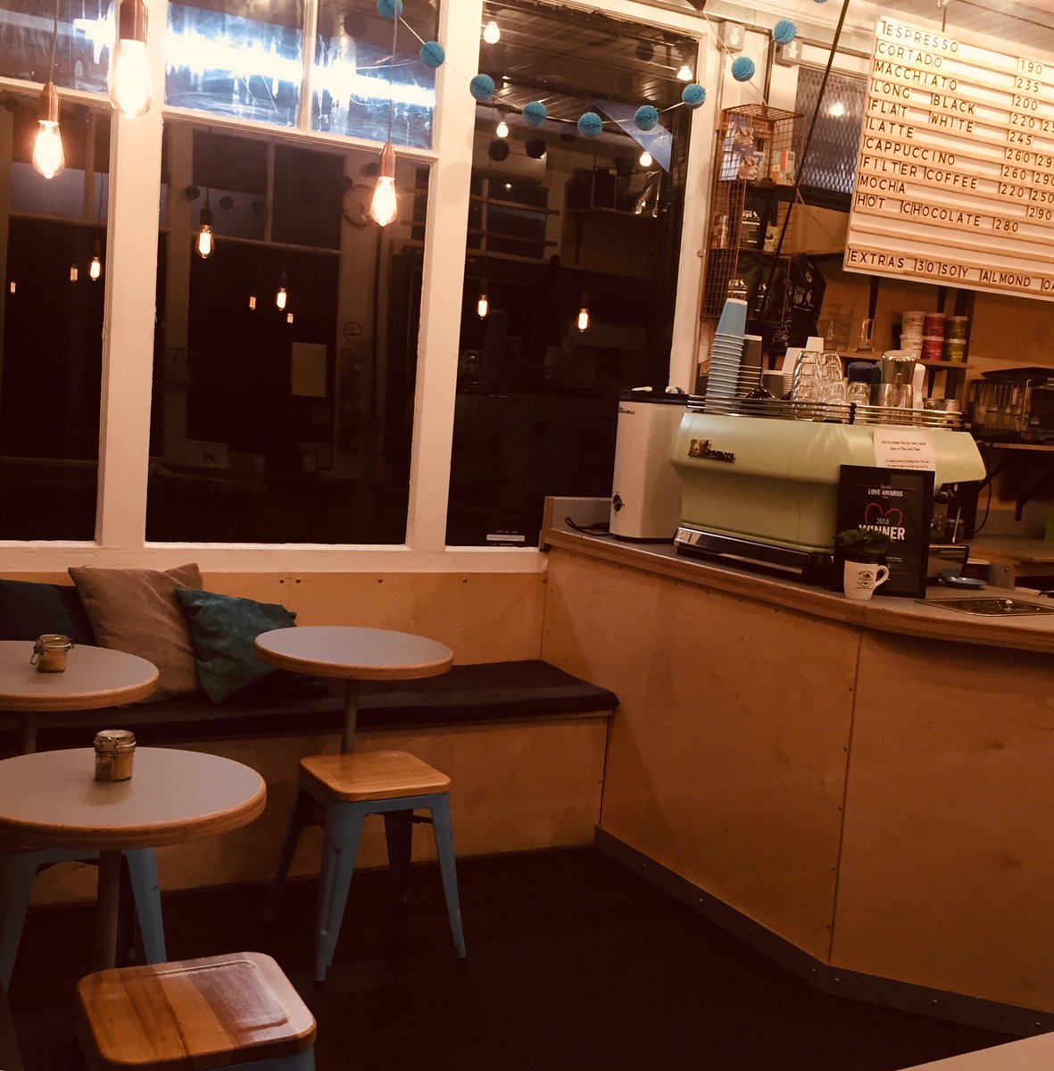 LeafyBeanCo's tweet photo. A cosy coffee beacon in the dark ( & light ) months. Go get out of bed, Drink Coffee. Be Happy. Do great things π. Happy Monday everyone π #myddletonroad #butfirstcoffee #boundsgreen #leafybean #leafybeanco #supportlocal #coffeebar #specialitycoffee #northlondon #bowespark https://t.co/3q2Y6yXU4T