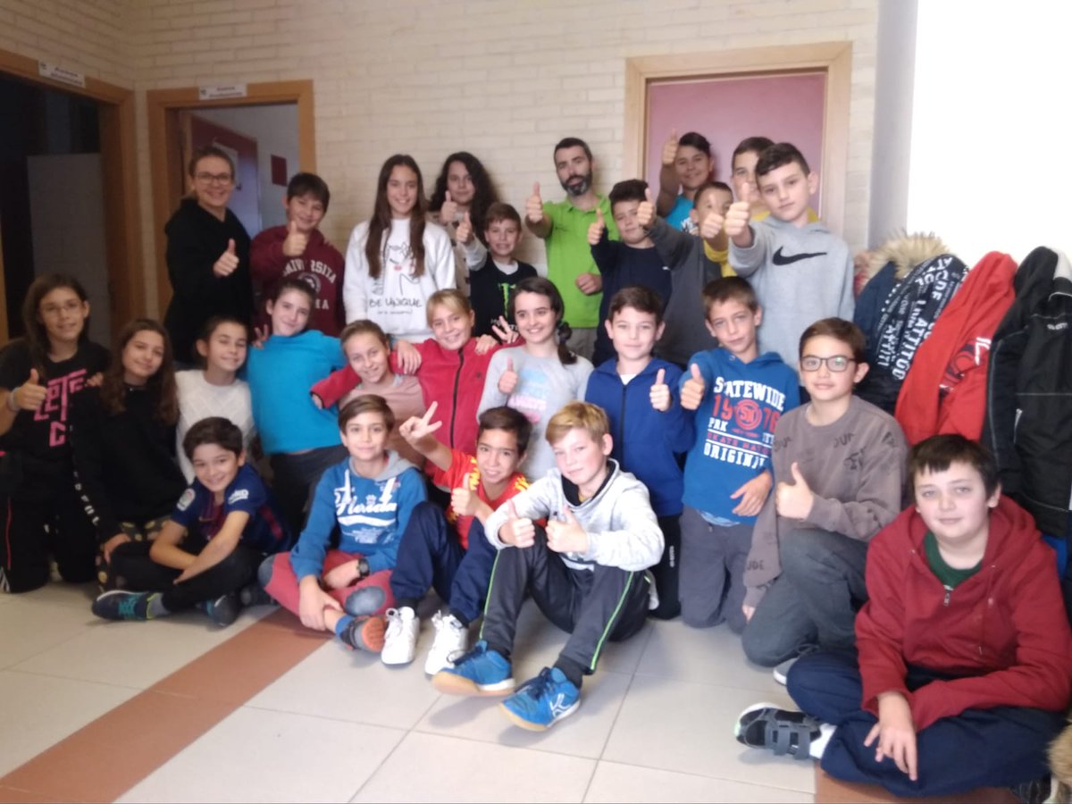 IIFFAragon's tweet photo. Buenos díaaaasss!!!!. El pasado viernes las actividades de sensibilización y prevención #IIFF 🔥🔥en #CEIPSanRoque #MariadeHuerva y #CEEMariaSoriano #Zaragoza. Hoy visitamos #CEIPEmilioMorenoClavete. Feliz semana. @GobAragon #Educaaragon @UAGA_COAG #Aragonsostenible @112Aragon https://t.co/VptsQNYtiZ