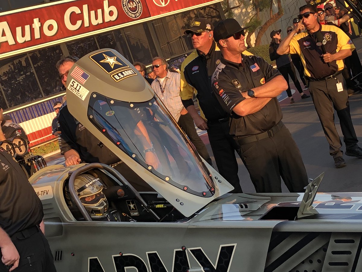 Really going to miss working with this bunch. Supremely class acts ... each and every one, as well as all the people behind them! #ArmyTeam @TheSargeTF @AntronBrown @LeahPritchettTF @NHRA @shoeracing