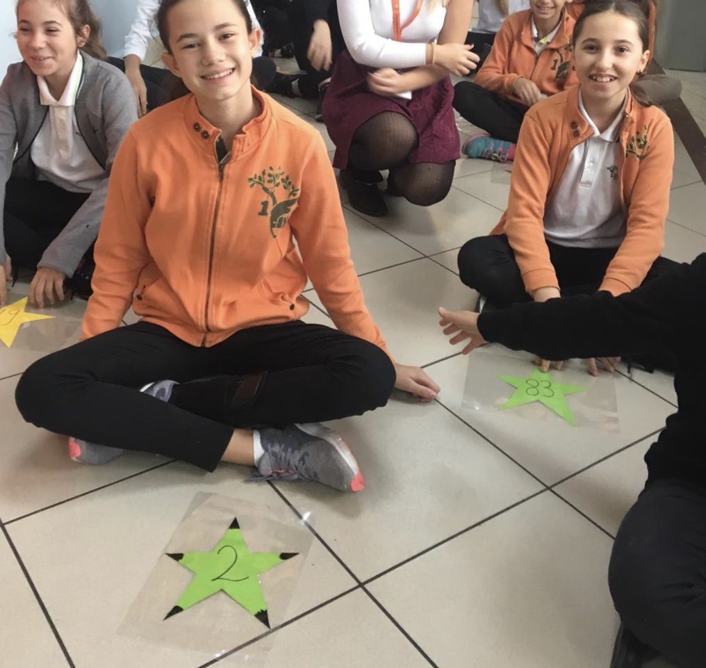 Asal yıldızlı koridorları vardır doğasında matematik olanların 🌸 <a href="/elvin_oven/">Elvin Öven Güçbilmez</a> @topkapi_doga