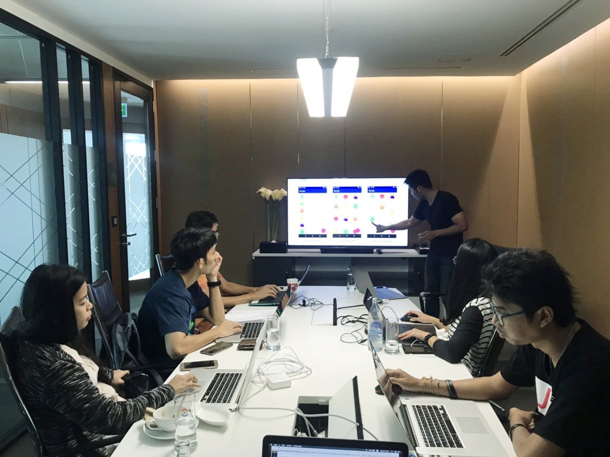 Appsynth's tweet image. Our first Android training course went really well. Thanks to those who joined the class, and all support from our team. Stay tune for the next Appsynth event! #AppsynthUpdate #androidtraining