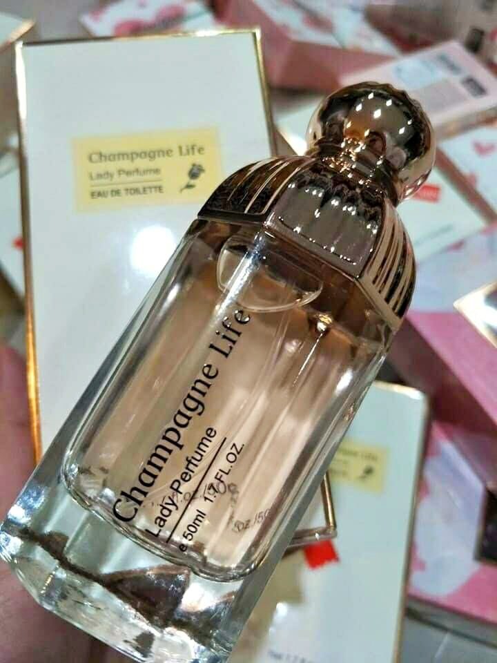 cosworld2's tweet photo. #miniso #minisojapan #perfume #perfumethailand #perfumes #ladyperfume #edt #edt50ml #victoriasecretperfume #victoriasecret https://t.co/sRtNU9hPlu