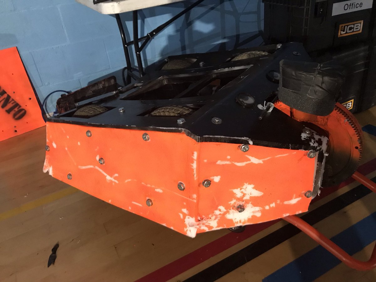 Robot2O's tweet photo. 4th place 👍🏻 @extremerobots #cheltenham https://t.co/1ChhwzouYt