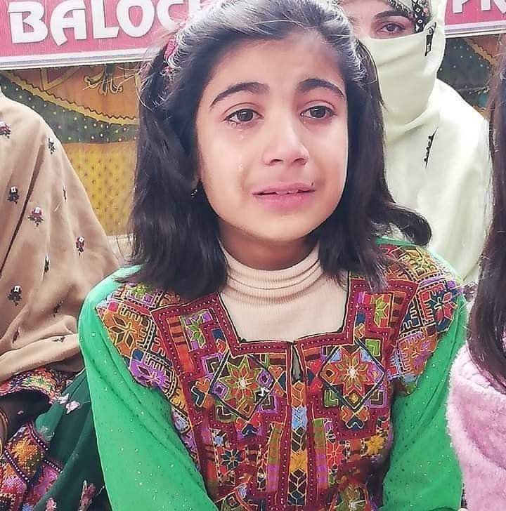 CivilSupermcy's tweet photo. جام کمال صاحب !

کیمپ میں آکر صرف یہ بول دو کہ آپ کے اختیار میں کچھ نہیں ہے..
@jam_kamal
@sakhtarmengal
@smarribaloch
#StandWithSeemaBaloch
#SaveShabirBaloch https://t.co/jLc6qIi1NI