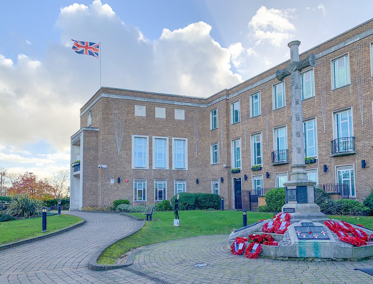 The poppies outside #maidenhead Town Hall. #LestWeForget #ArmisticeDay100
