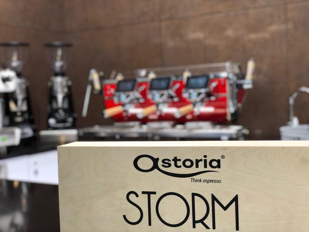 AstoriaThinkEspresso tweet media