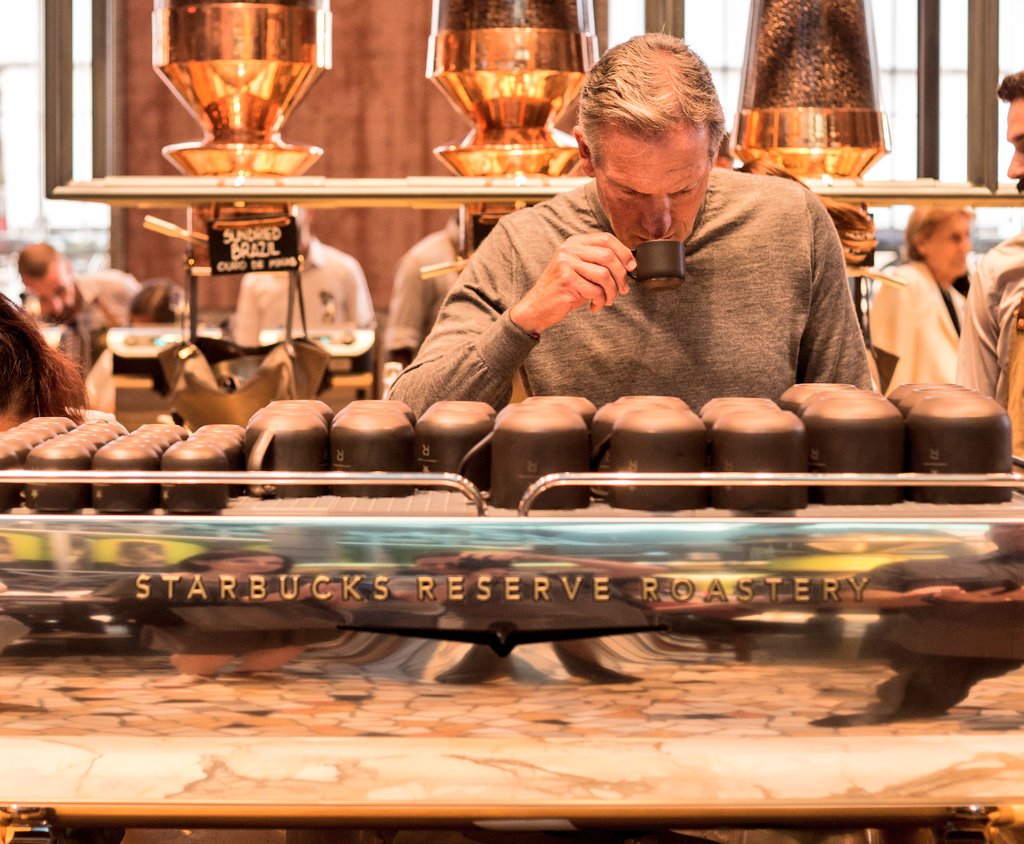 victoriaarduino's tweet photo. Coffee shops offer a fresh perspective with your coffee experience. The #VA388BlackEagle helps it to be a good one. #VictoriaArduino 📸 @RomediaStudio https://t.co/anmZRiJG8E