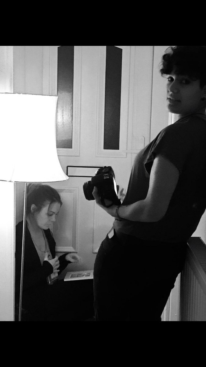 thereelthing_'s tweet photo. Great night filming Broken Biscuits trailer. Pics courtesy of writer @trishaduffy1 #brokenbiscuits #filming #liverpool #acefemales https://t.co/BbMa2NzuY2