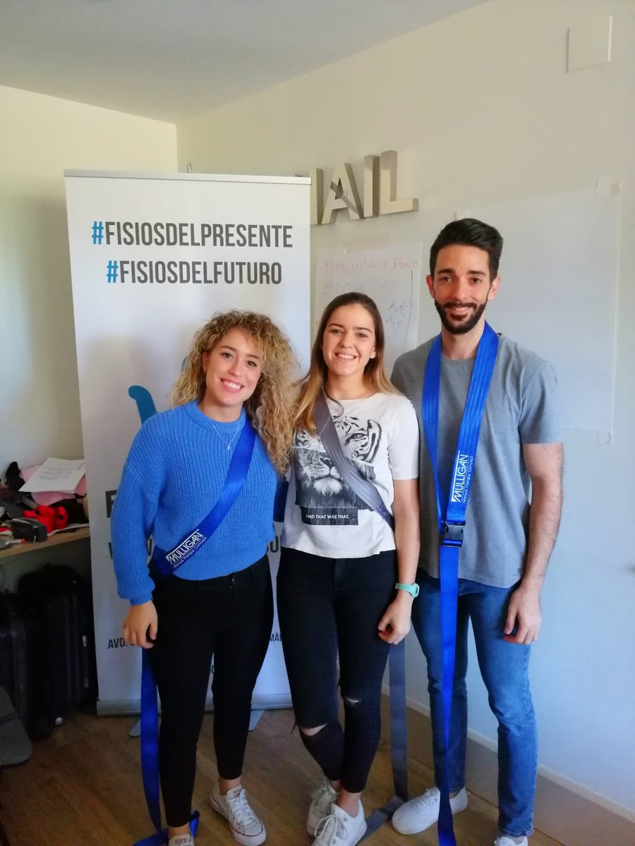 ClinicaSohail's tweet photo. Esto es pasión por su trabajo.
Concluimos el fin de semana con tres de nuestros fisioterapeutas realizando un curso de Mullighan en FisioDocent
¡Que gran equipo de profesionales tenemos en la casa!
#Formacion #Fisioterapia #ClinicaSohail #Fisiodocent https://t.co/UcQoDJlvI7