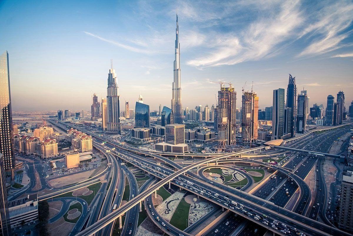 frankdonga_'s tweet photo. Dubai discovered oil in 1966, an estimated 4billion barrels in reserves. Nigeria discovered oil in 1956, an estimated 37 billion barrels in reserves. Pls, izit not d same oil we discovered? 😳🤷🏽‍♂️ abi vegetable oil we find? https://t.co/RvLuJAFeSQ