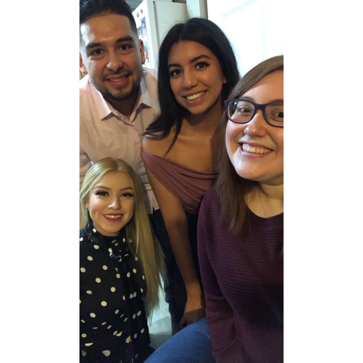 de_niiiece's tweet photo. Family portrait. 
I love you guys, years, more than 12 years of friendship. 💕 https://t.co/lbnx0vvo0y