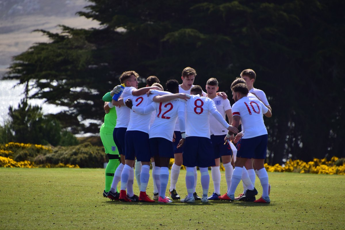 jodi222's tweet photo. A few more from Saturdays Match :) FA Representative XI v Falkland Islands  -  #falklands  #football https://t.co/Qx3zASeBwN