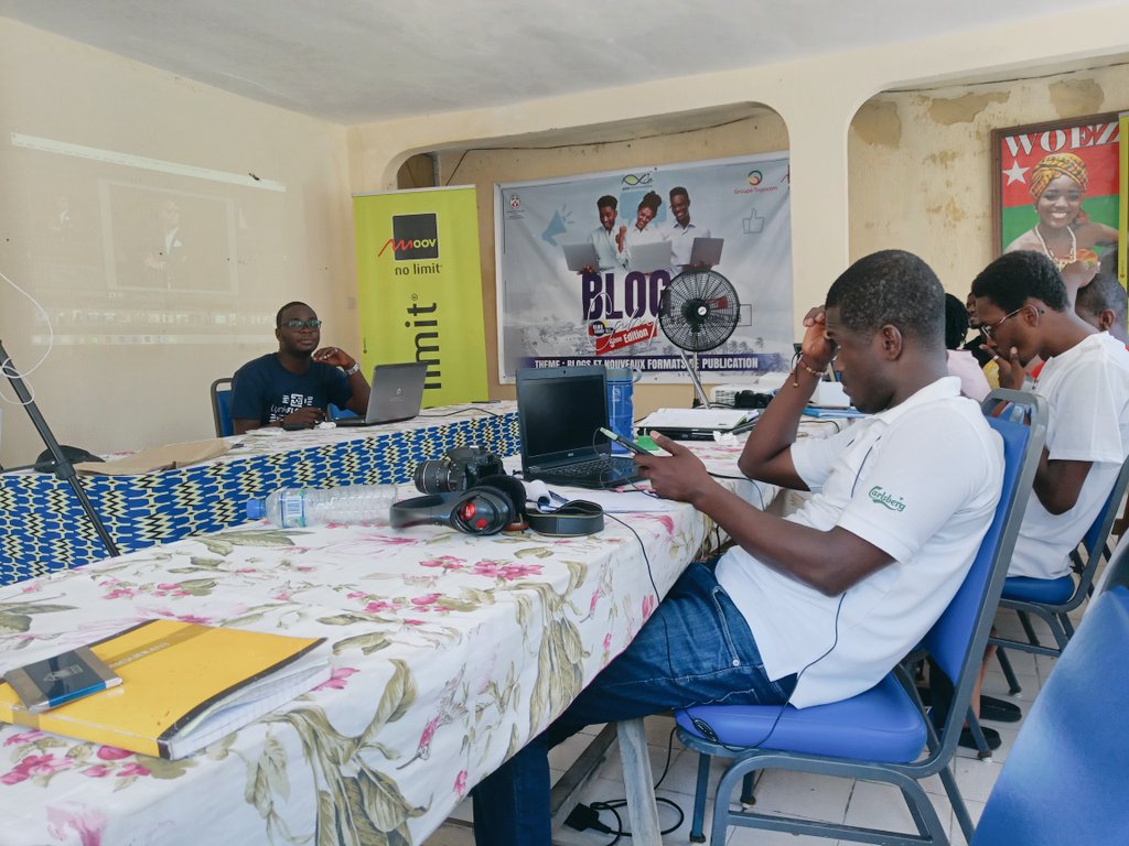 LynkFlorent1's tweet image. Félicitations à l'organisation du #Blogcamp228 #aneho2018
Un plaisir d'y avoir animé l'atelier #photo &amp;amp; #retouche.
Belle expérience humaine et professionnelle. #Noussin à la nouvelle pépinière de #Blog228 ✊ #Tgtwittos #Team228