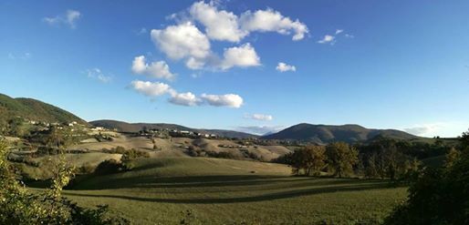 casasponge's tweet photo. Semplicemente buon inizio di settimana, qui è così #spongearte #yallersmarche #domenica #smartphone #casasponge #destinazionemarche #marchetourism #mezzanottedipergola #volgomarche #Marche_Photogroup #madeinmarche #lemarcheinunafoto #LOVES_MARCHE #thehub_marche #MARCHE_iLLife https://t.co/k5t4kSKPB0