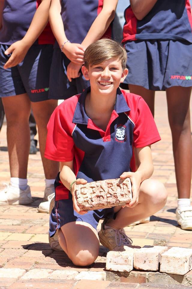 applewoodprep's tweet photo. Friday we celebrated 21 years of Applewood. Paying tribute to the pioneering pupils, parents, heads and staff who have turned this school into the vibrant, successful and happy place it is today.  #FoundersDay #21years #Applewood #PreparatorySchool #Elgin #EcoSchool https://t.co/fsvlCh3VPc