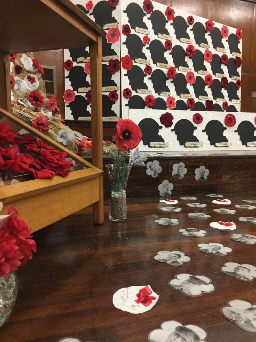 BridSchool's tweet photo. Here at Bridlington we have a proud, rich history that means a lot to us. Together with the CCF, we lay a wreath to remember the staff and students we have lost in past and current conflicts. Later we host our own service to commemorate them.  
#LestWeForget #RemembranceDay https://t.co/ECIw3NIIwZ