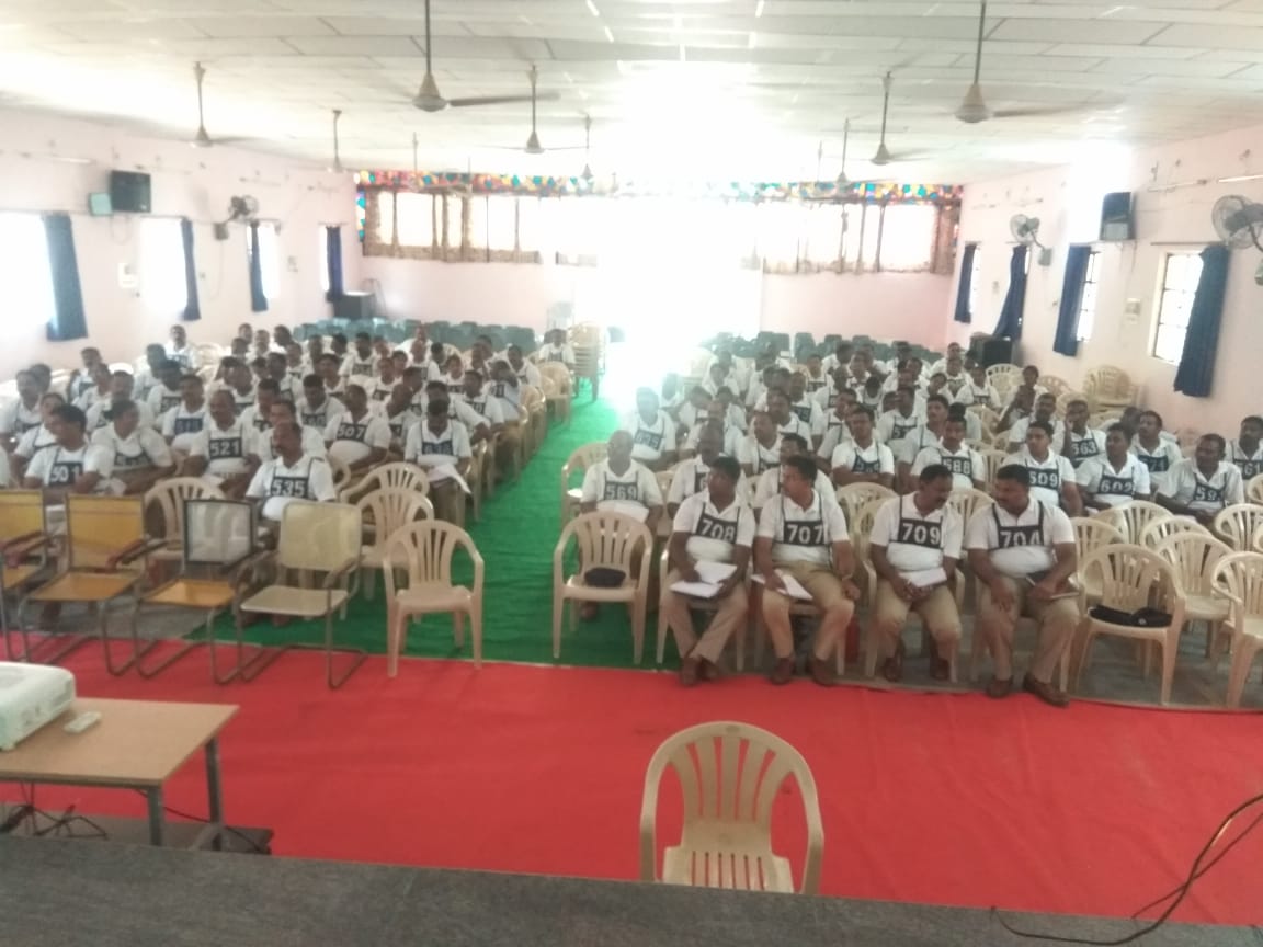 esflabsltd's tweet photo. Conducted a workshop on Cyber Security & Digital Forensics for police department.
For more updates, Please follow ur_esflabs at instagram
#cybersecurity #cyberdefense #esflabs #ur_esflabs #it #iot #soc #security #blockchaintechnology #blockchain
-team eSF https://t.co/4j4KrXov0W
