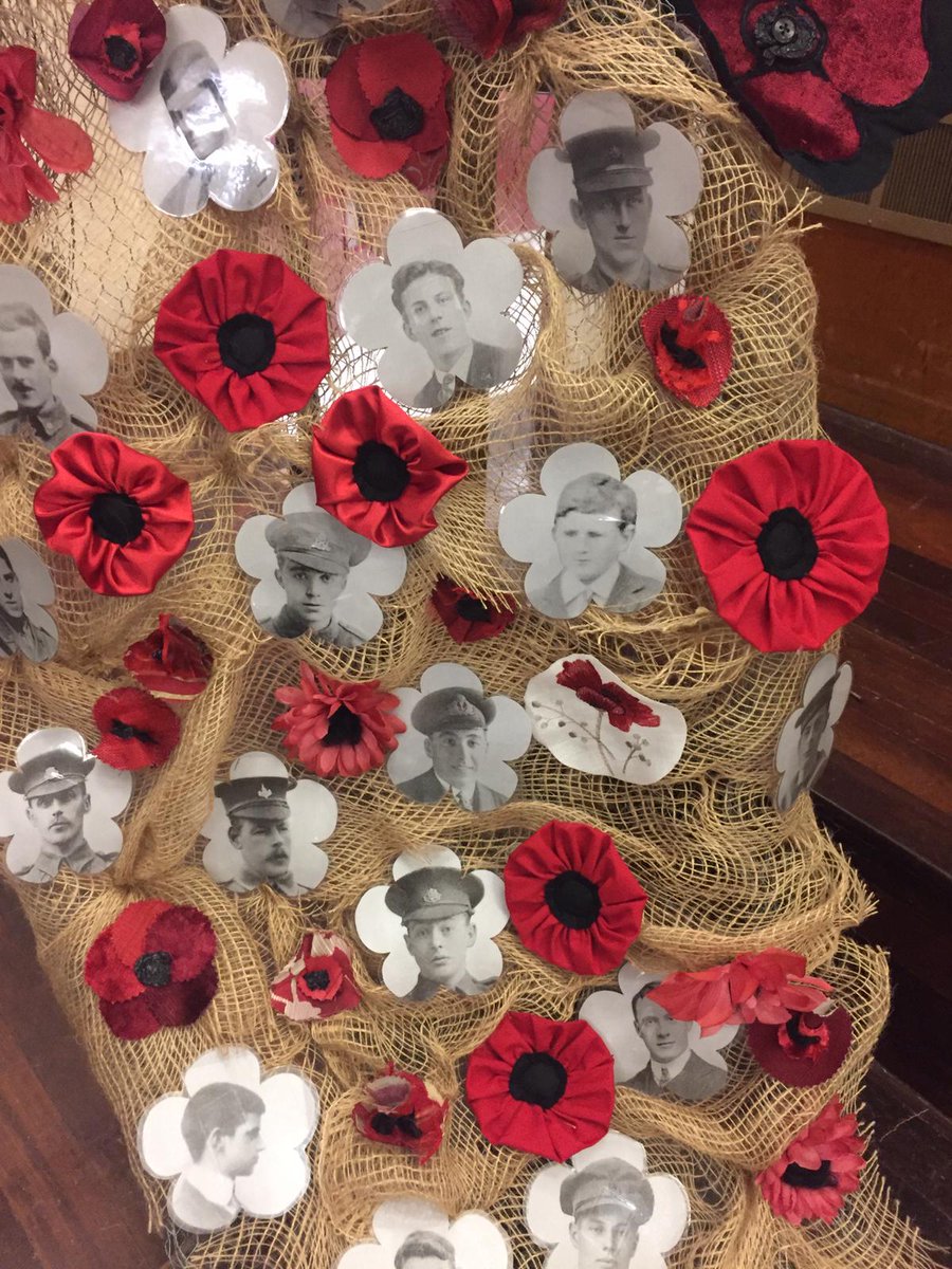 BridSchool's tweet photo. Here at Bridlington we have a proud, rich history that means a lot to us. Together with the CCF, we lay a wreath to remember the staff and students we have lost in past and current conflicts. Later we host our own service to commemorate them.  
#LestWeForget #RemembranceDay https://t.co/ECIw3NIIwZ