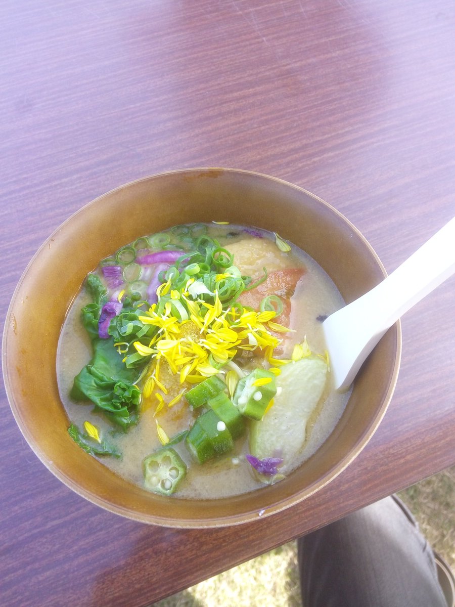 veganative_key2's tweet photo. そして最後結果的楽しいイベントでした！！！
いろんな人と繋がれたし、楽しめたし♪

Veganという生き方が徐々に浸透して行く気がしてきました！！
今後Veganに音楽にと走り出していきたいです！！！
#九州ヴィーガンフェス
#Vegan
#福岡
#ベジの人と繋がりたい
#HelloAhimsa
#Hellovegan
#工藤くん https://t.co/ZpBdp1tuHY