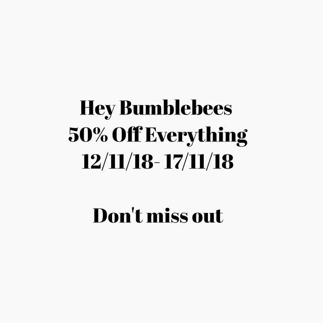 #ghana🇬🇭
#ghanafashion #ghanaladies
#fashionghana #gardencity
#Kumasi #ahodwo
#daban
#ghanaians
#ghanafuo
#ksi

Location- Daban Road, 2min walk from <a href="/thepitchbar/">ThePitchBar</a> and @theviewbarandgrill ift.tt/2qI8DD5