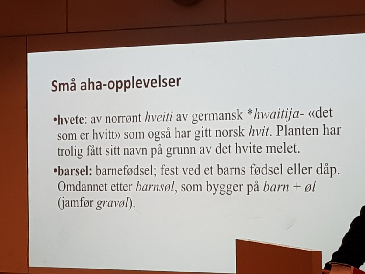 Humanistskolen's tweet photo. Gøy med språk! Hvor kommer ordene fra? Noen godbiter fra Yann de Capronas foredrag for elevene i dag. https://t.co/zGo8IKDwHu