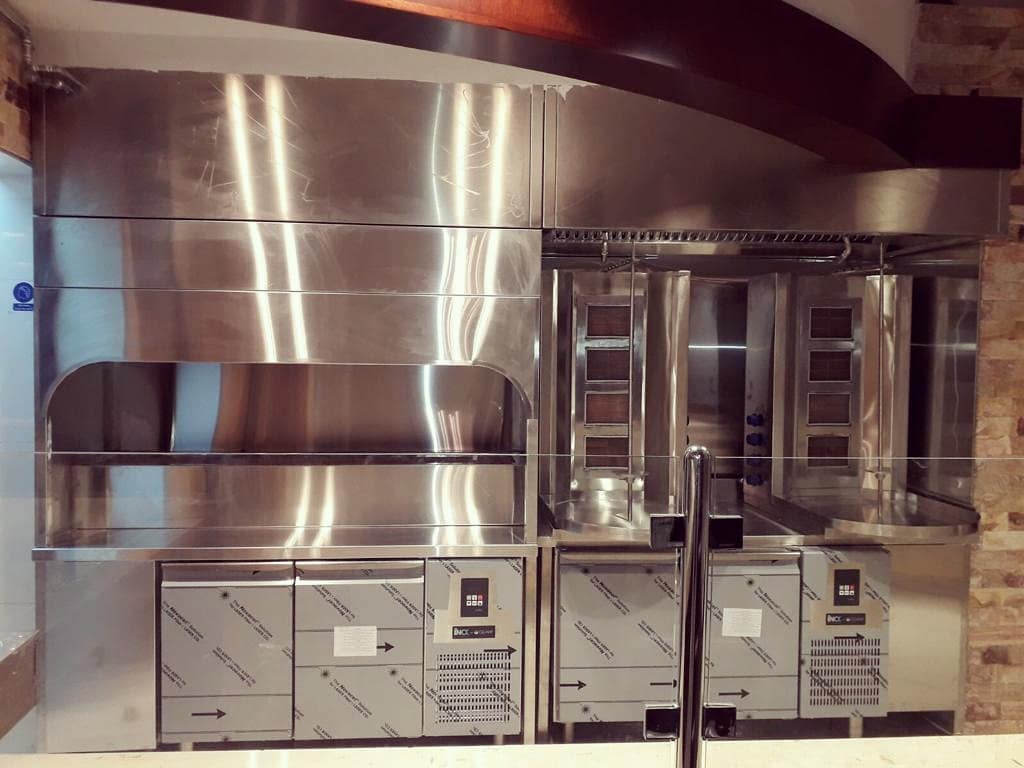 Inox_Kitchen's tweet photo. Combining superior functionality with innovative design. EASTERN or WESTERN kitchen-  We always work on our client's needs and any requirements. Here is one of our shawarma stands combining barbecue and  bread oven. https://t.co/RDcA1Cp0Ps