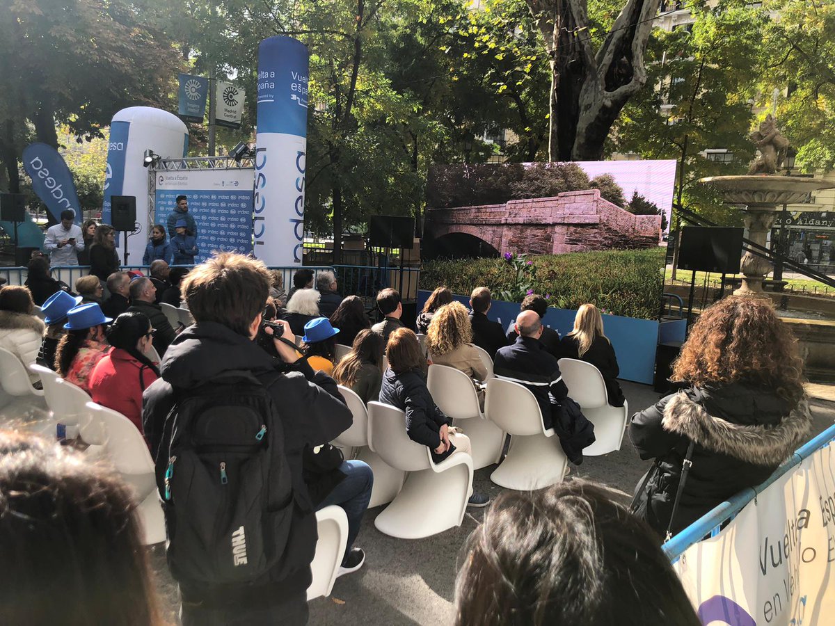 ElencoAv's tweet photo. Muchas gracias a @flash2flash por dejarnos formar parte de la última etapa de la vuelta a España en coche Eléctrico. Un evento que mostró a los ciudadanos las ventajas de la movilidad sostenible. #flashExperience #20AñosElenco #Endesa #MovilidadEléctrica https://t.co/F5oZRXKyZz