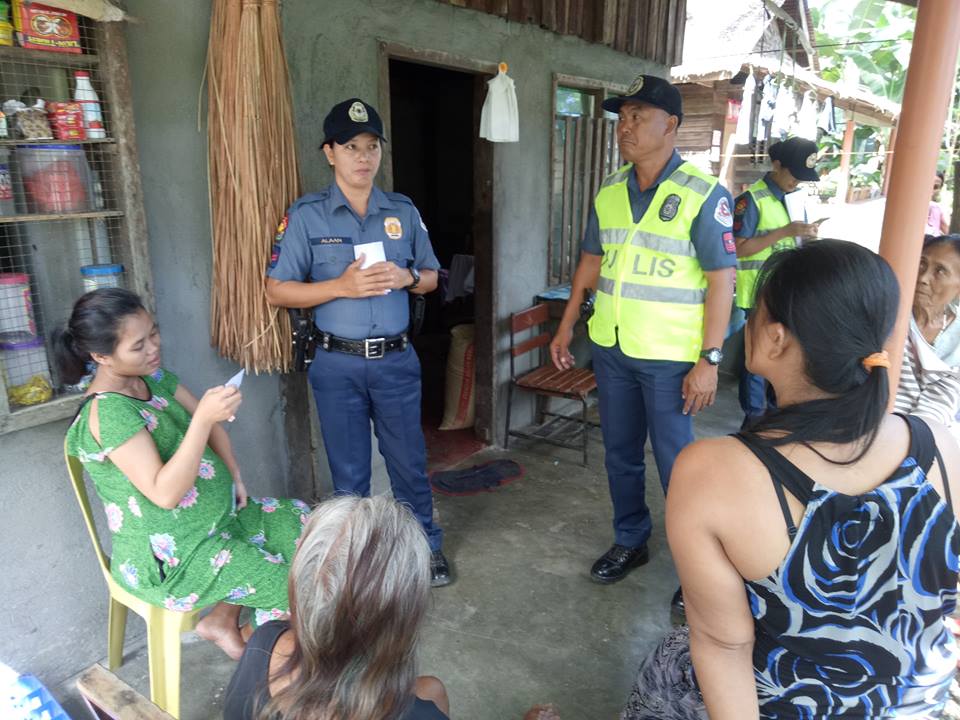 sdscarmenpspcrs's tweet photo. #HOUSEvISITATION
#Dialogue
#Brgy.SanVicenteCarmen,SDS https://t.co/Z3XSCIG4H5