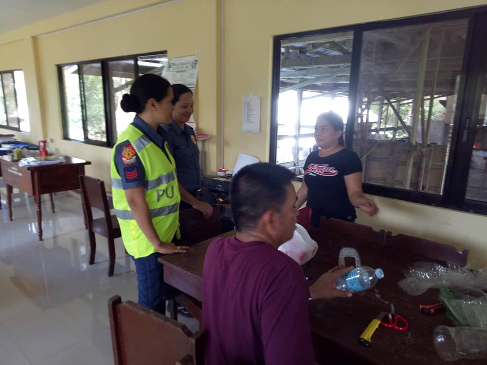 sdscarmenpspcrs's tweet photo. #BarangayVisitation
#Dialogue
#BarangaySanVicenteCarmen,SDS https://t.co/I09bA9jXBm