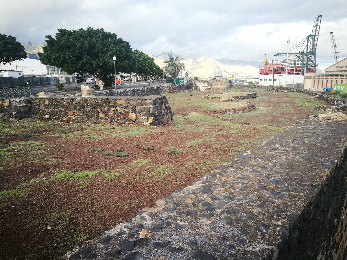 e3ecodesign's tweet photo. Comienzan los trabajos de prospección para el estudio de la batería de San Francisco en #Tenerife https://t.co/jct9NqzmbP